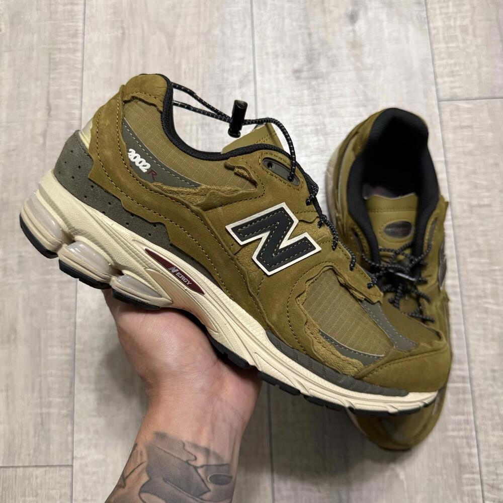 New Balance 2002R Protection Pack High Desert - Size 9 Men